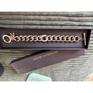 Victoria's Secret Chain Link Toggle Bracelet‎ Gold Tone Rhinestone Angel Wing